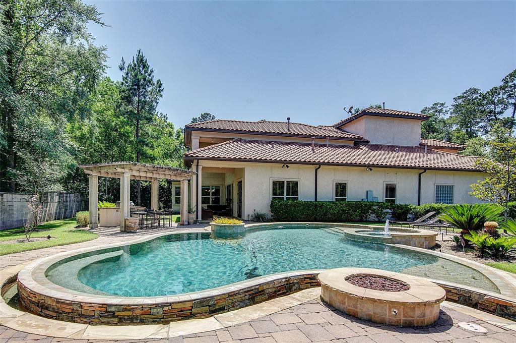 31 Cartouche Cir, The Woodlands, Texas image 7