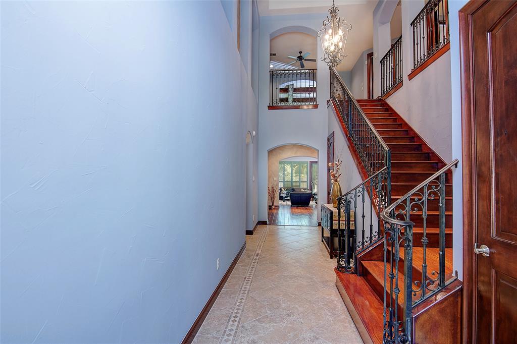 31 Cartouche Cir, The Woodlands, Texas image 8