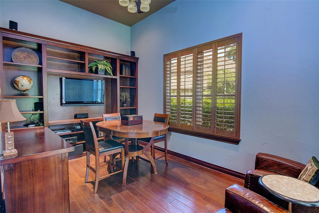 31 Cartouche Cir, The Woodlands, Texas image 21