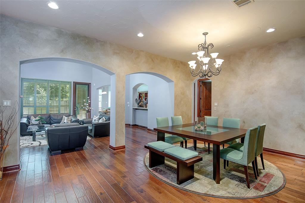 31 Cartouche Cir, The Woodlands, Texas image 11