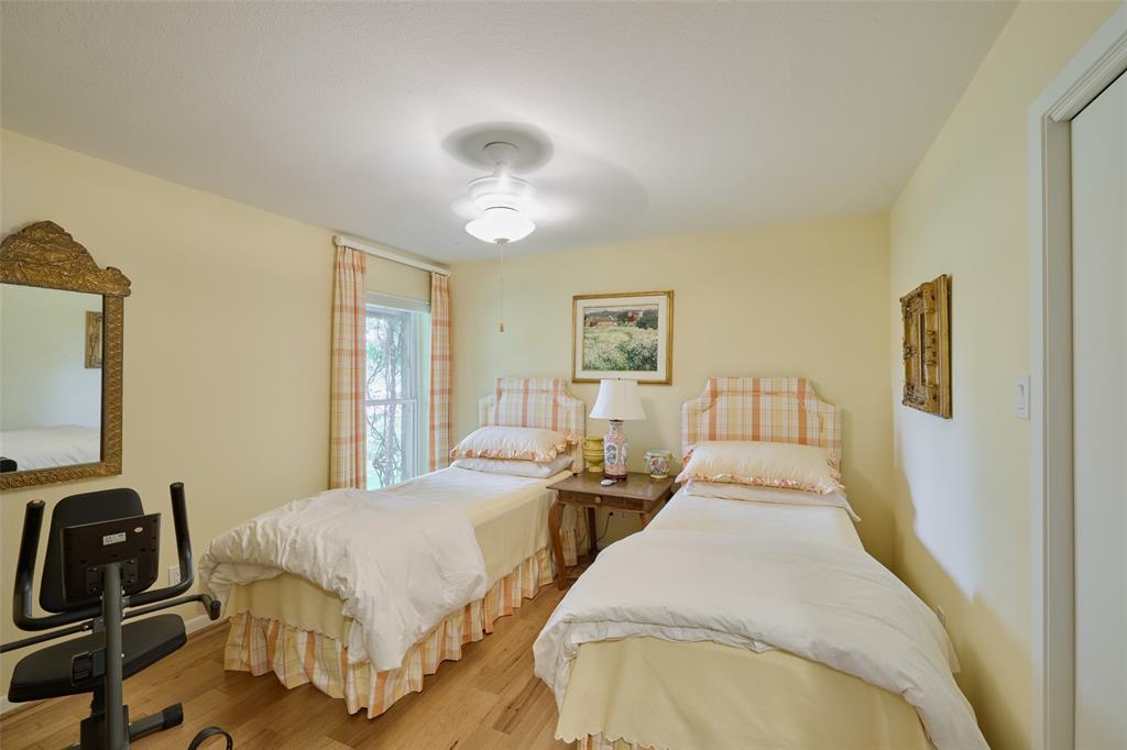 1378 Landing Way, Trinity, Texas image 28