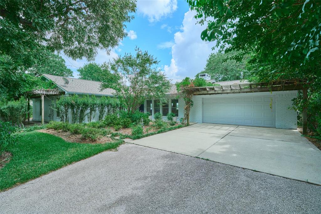 1378 Landing Way, Trinity, Texas image 12