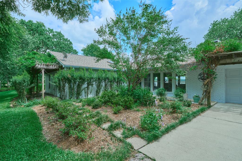 1378 Landing Way, Trinity, Texas image 13