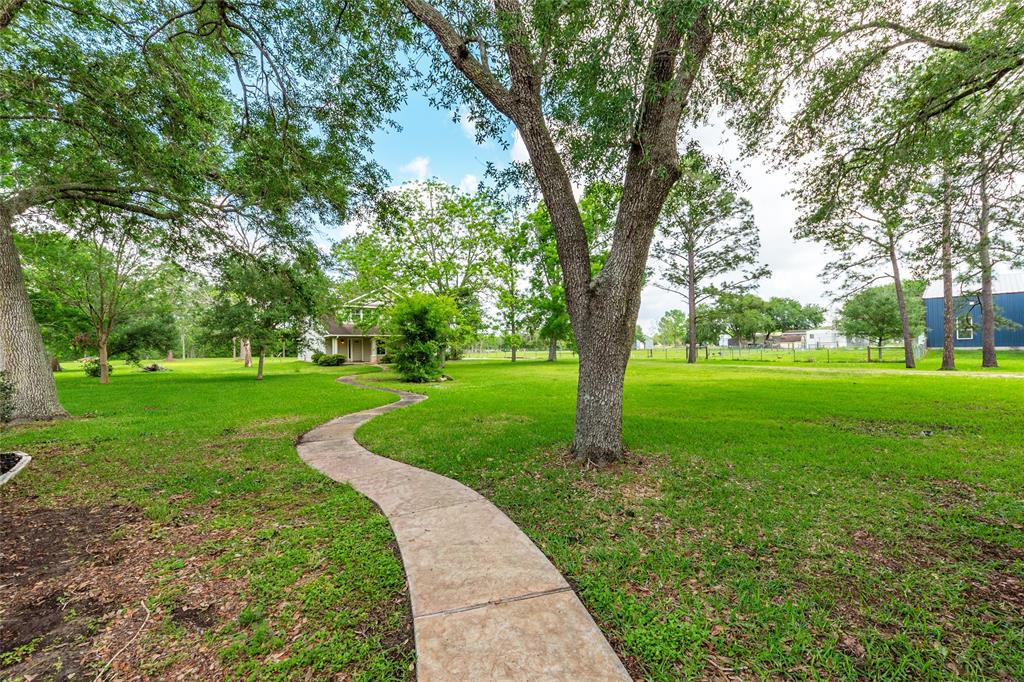 1420 Avenue L, Santa Fe, Texas image 25