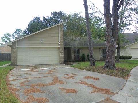 A home in Missouri City