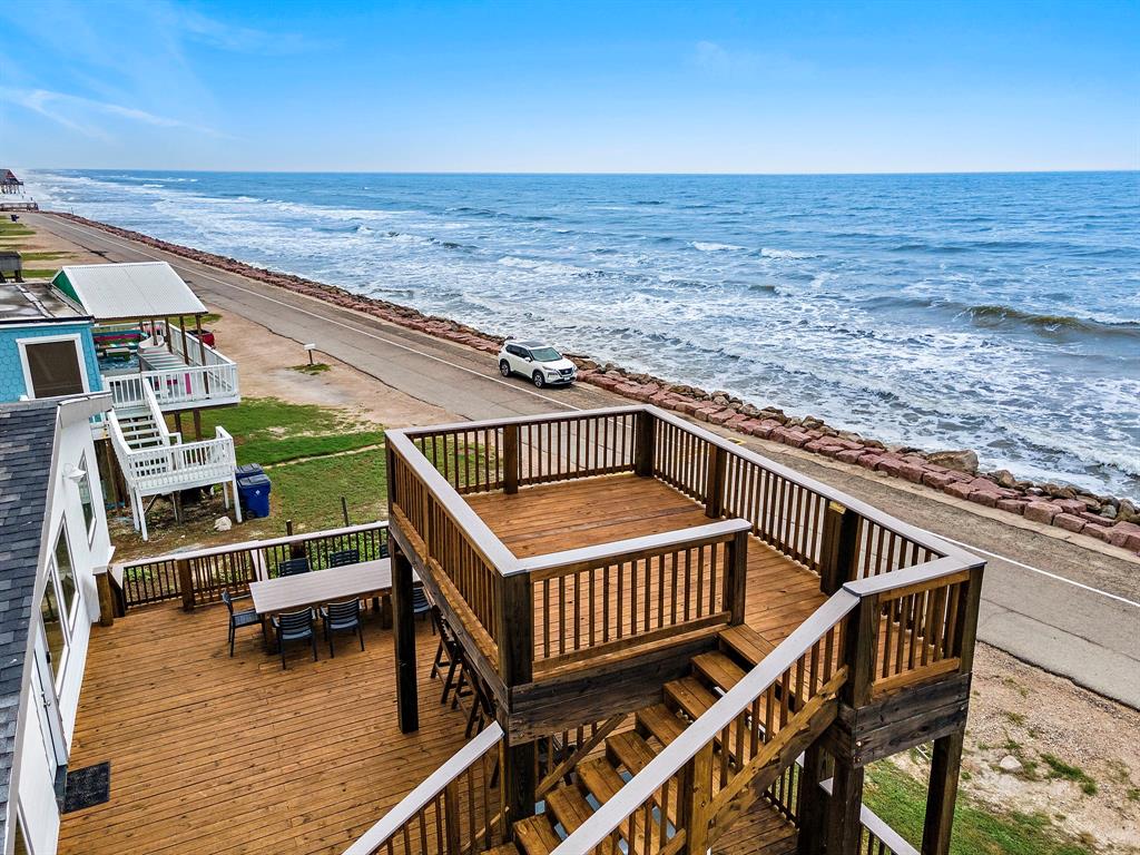 418 Beach Drive, Surfside Beach, Texas image 3