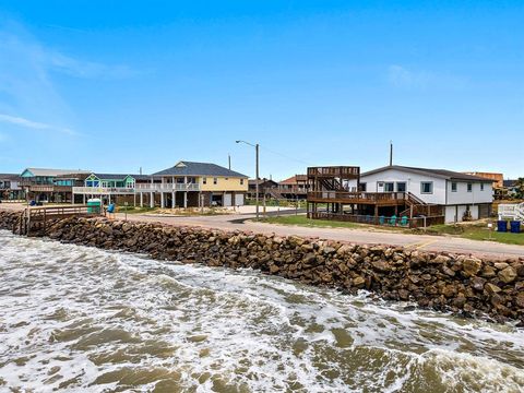 A home in Surfside Beach