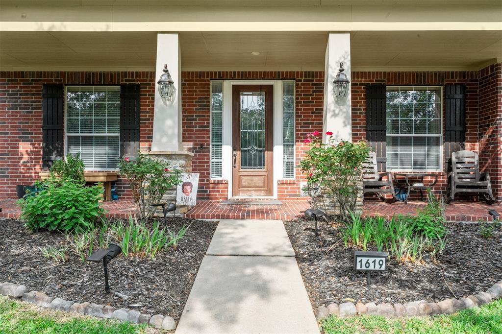 property-search 3 1619 Julia Park Drive