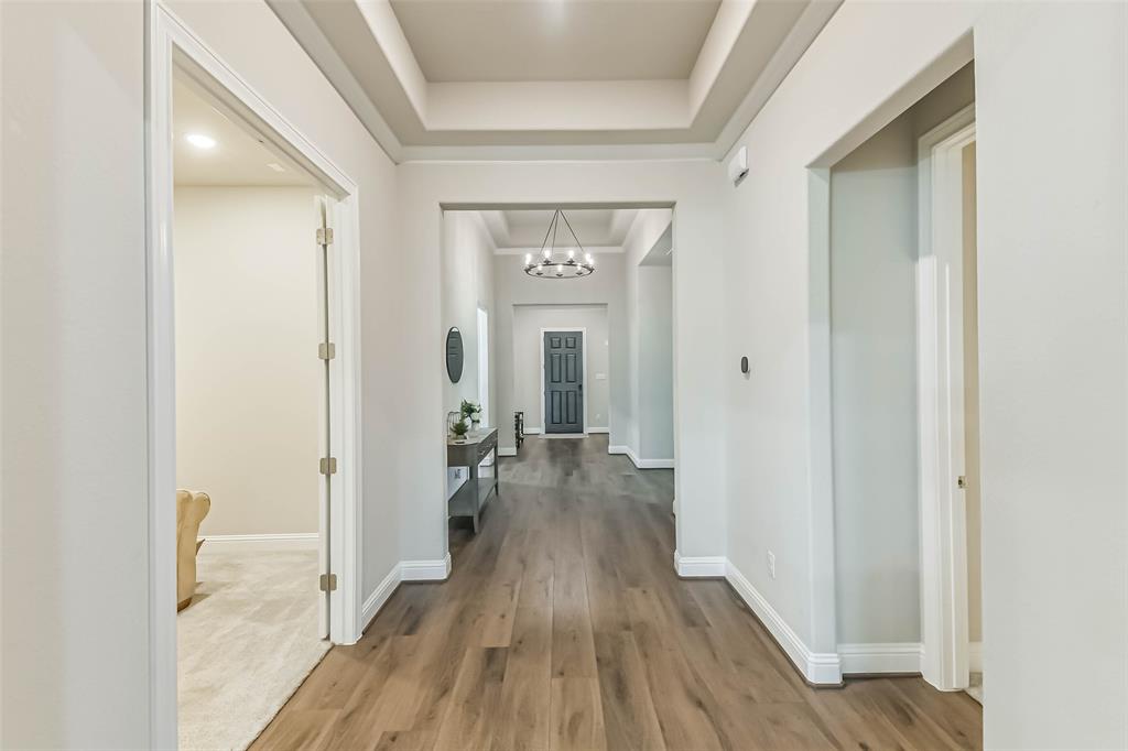 8903 Square View Lane