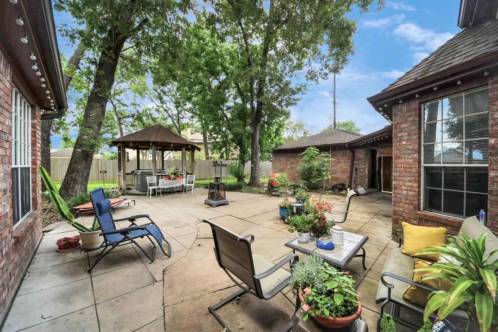 2707 Alderleaf Place, Spring, Texas image 39