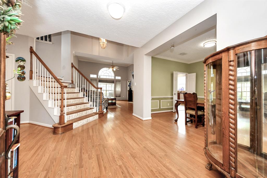 2707 Alderleaf Place
