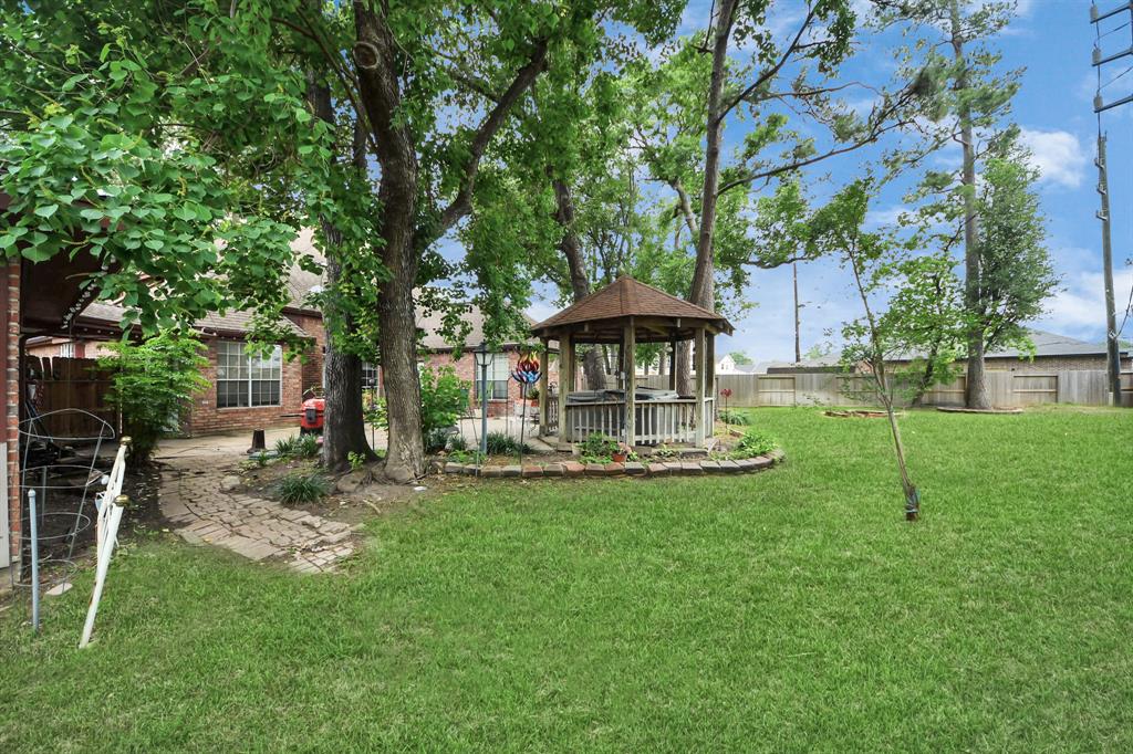 2707 Alderleaf Place, Spring, Texas image 41