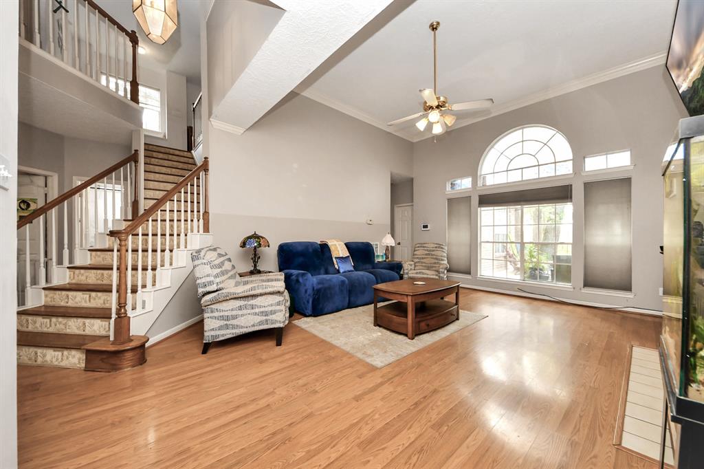 2707 Alderleaf Place, Spring, Texas image 6