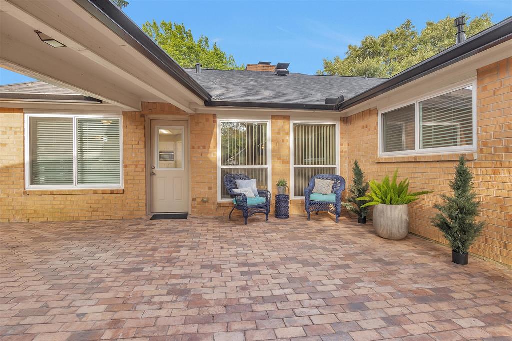 116 April Wind Drive E