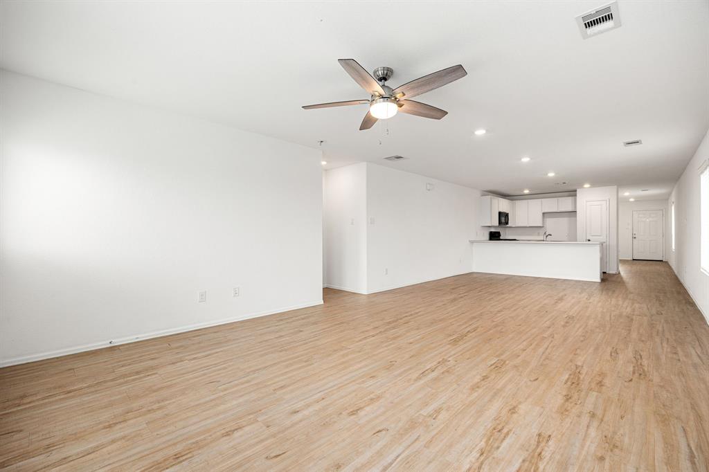 4347 Palmetto Grove Lane, Baytown, Texas image 2
