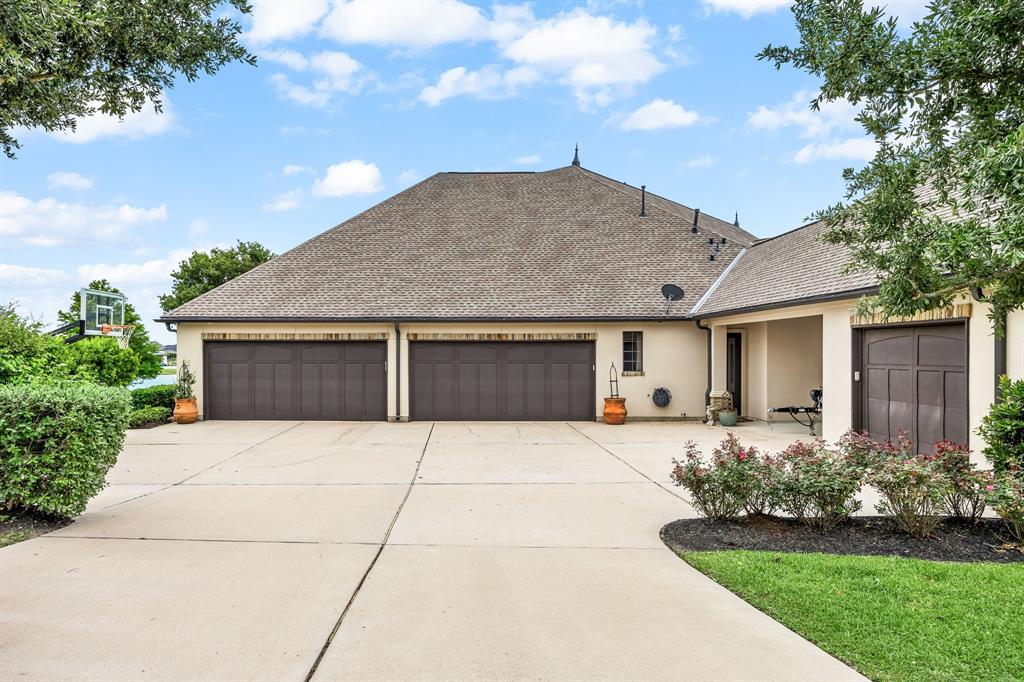 3202 Lakes Of Katy Lane, Katy, Texas image 4