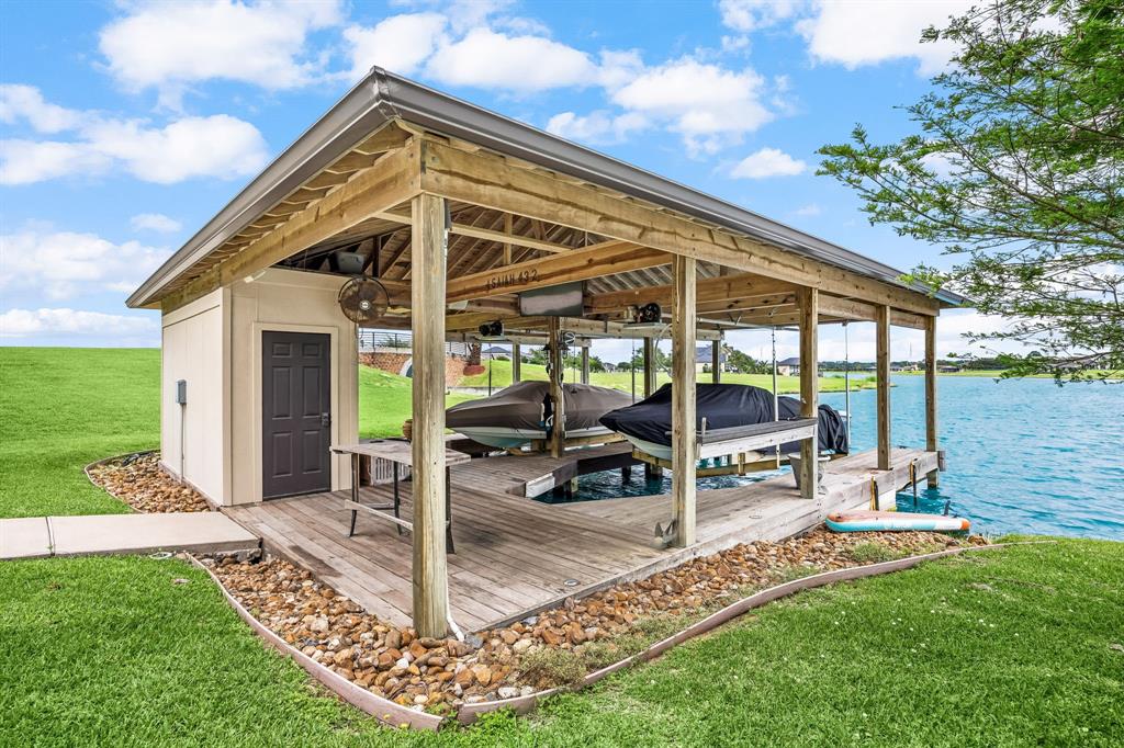 3202 Lakes Of Katy Lane, Katy, Texas image 8