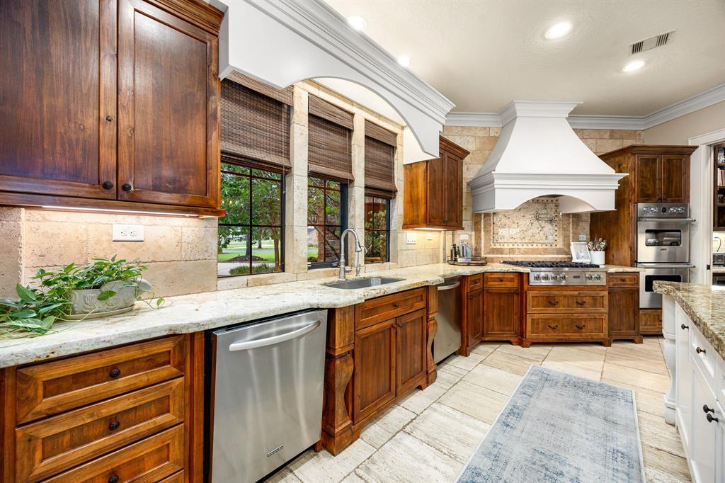 3202 Lakes Of Katy Lane, Katy, Texas image 27