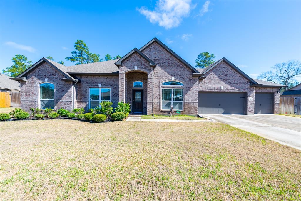 16077 Deer Pines Drive, Conroe, Texas image 1