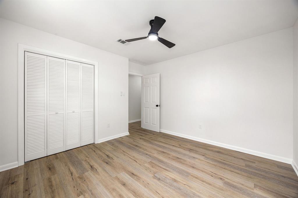 2113 Timber Lane, Conroe, Texas image 32