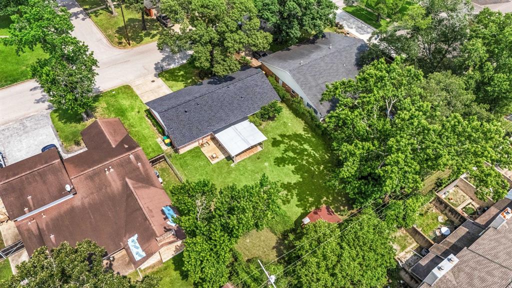 2113 Timber Lane, Conroe, Texas image 43