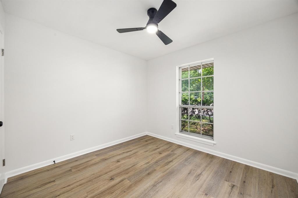 2113 Timber Lane, Conroe, Texas image 35