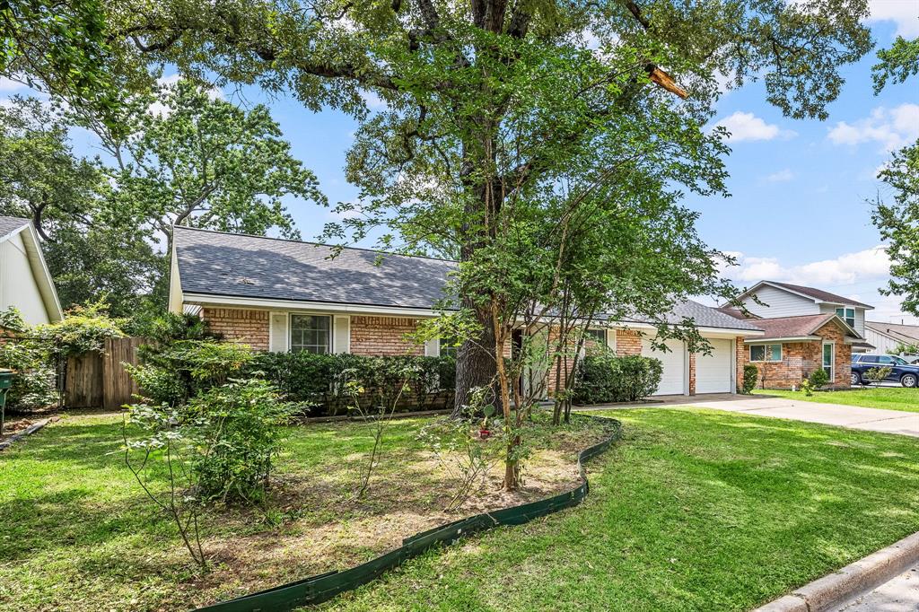 2113 Timber Lane, Conroe, Texas image 12