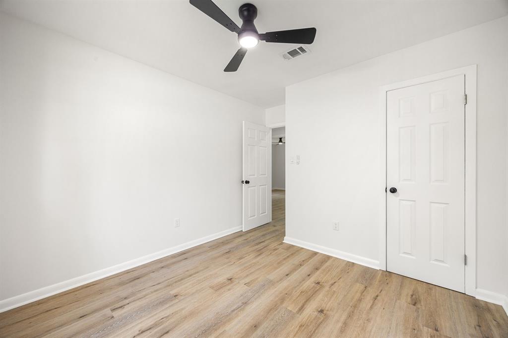 2113 Timber Lane, Conroe, Texas image 36