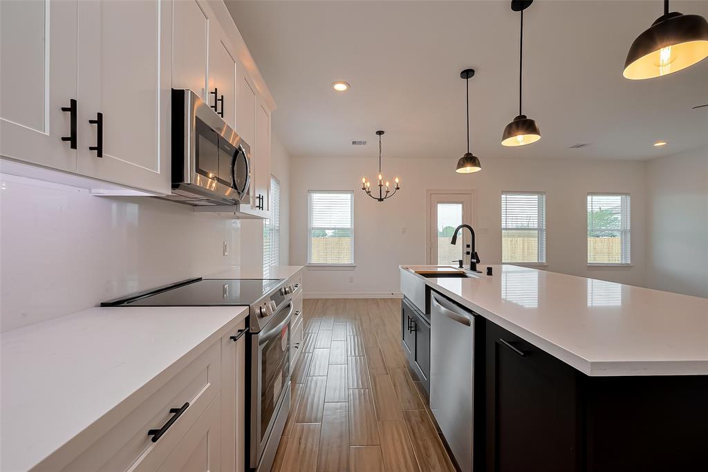 403 N 5th Street, Beasley, Texas image 13