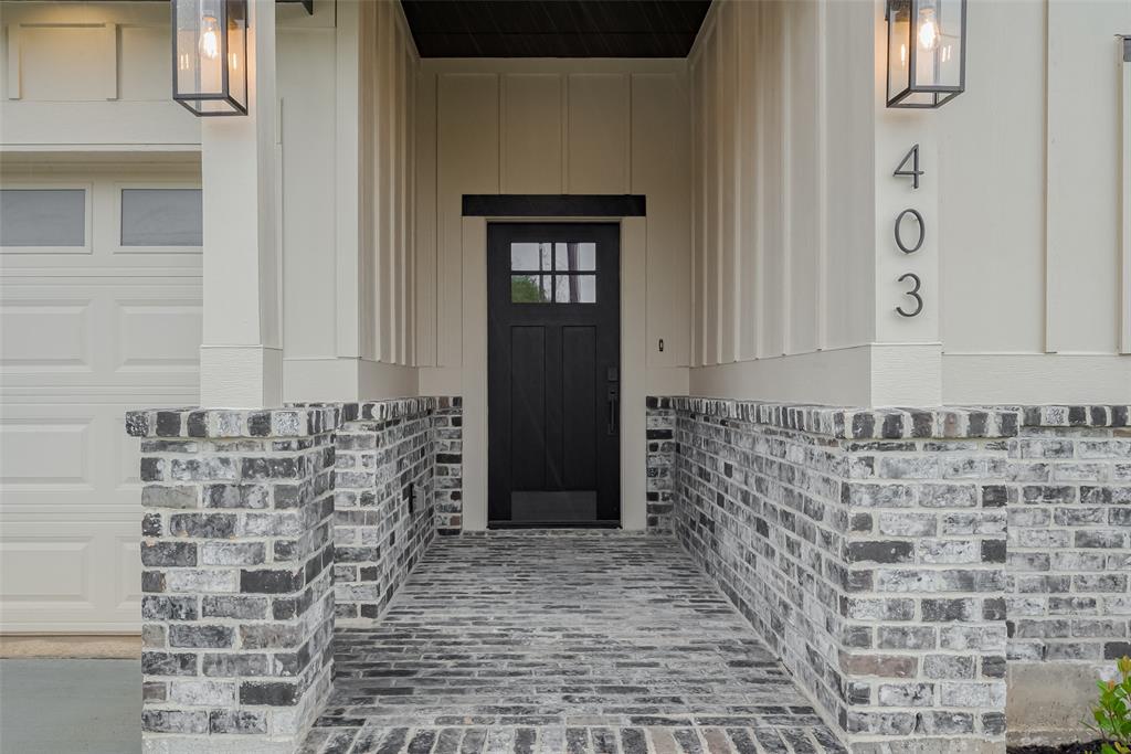 403 N 5th Street, Beasley, Texas image 2