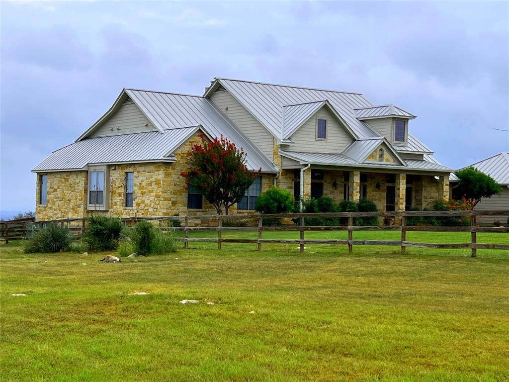 1130 Crownover Lane