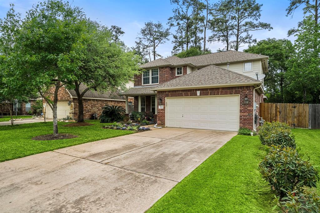 15622 Clear Pointe Drive, Cypress, Texas image 1