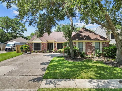 A home in League City