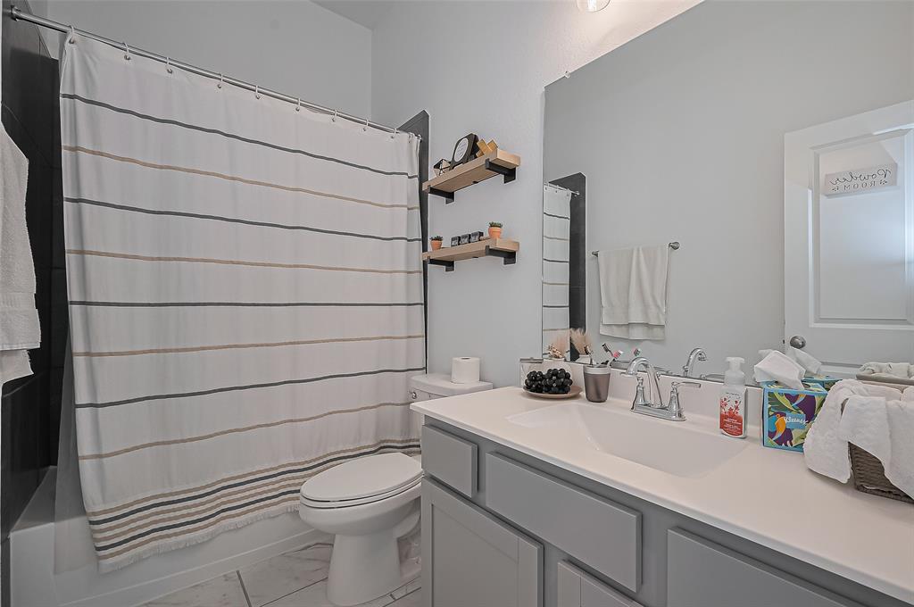 4507 Mustang Run Drive, Rosenberg, Texas image 30
