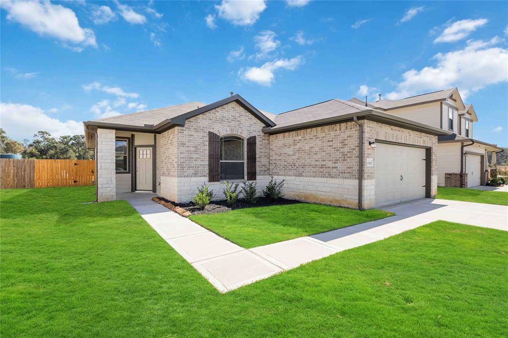 10919 Independence Road, Cleveland, Texas image 1
