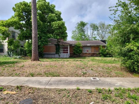 4923 Winnetka Street Houston TX 77021