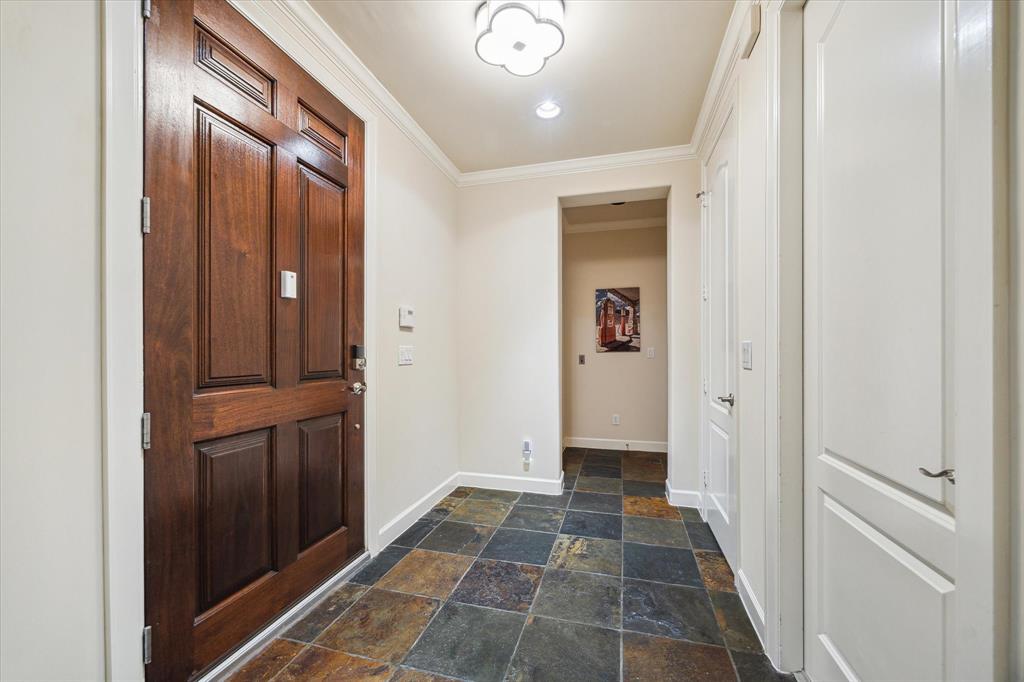 9129 Buffalo Speedway, Houston, Texas image 6