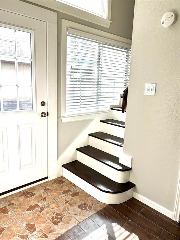 Houston, Texas 77057, United States, 2 Bedrooms Bedrooms, ,2 BathroomsBathrooms,Residential,Active,38049