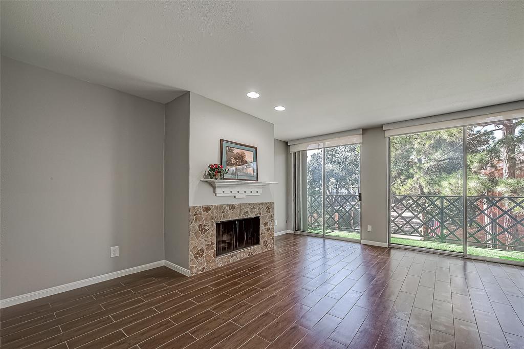 Houston, Texas 77057, United States, 2 Bedrooms Bedrooms, ,2 BathroomsBathrooms,Residential,Active,38049
