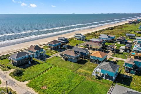 A home in Crystal Beach