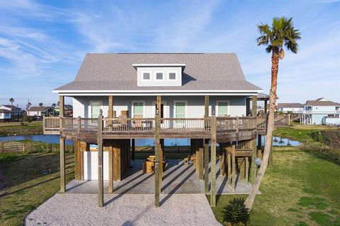 A home in Crystal Beach