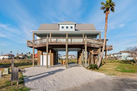 A home in Crystal Beach