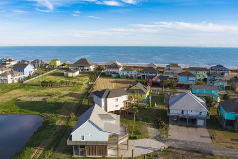 A home in Crystal Beach