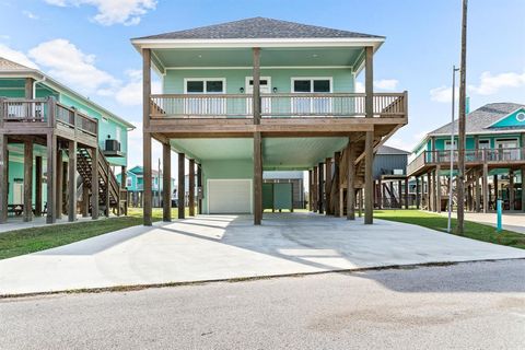 A home in Crystal Beach