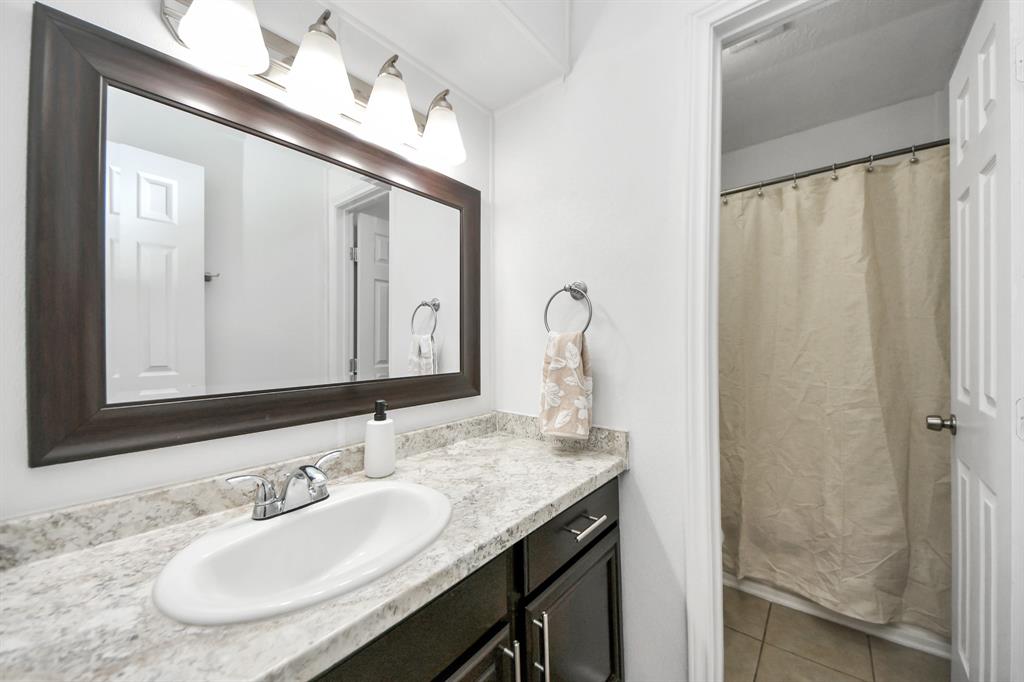 16926 Hummingbird Dr, Conroe, Texas image 27