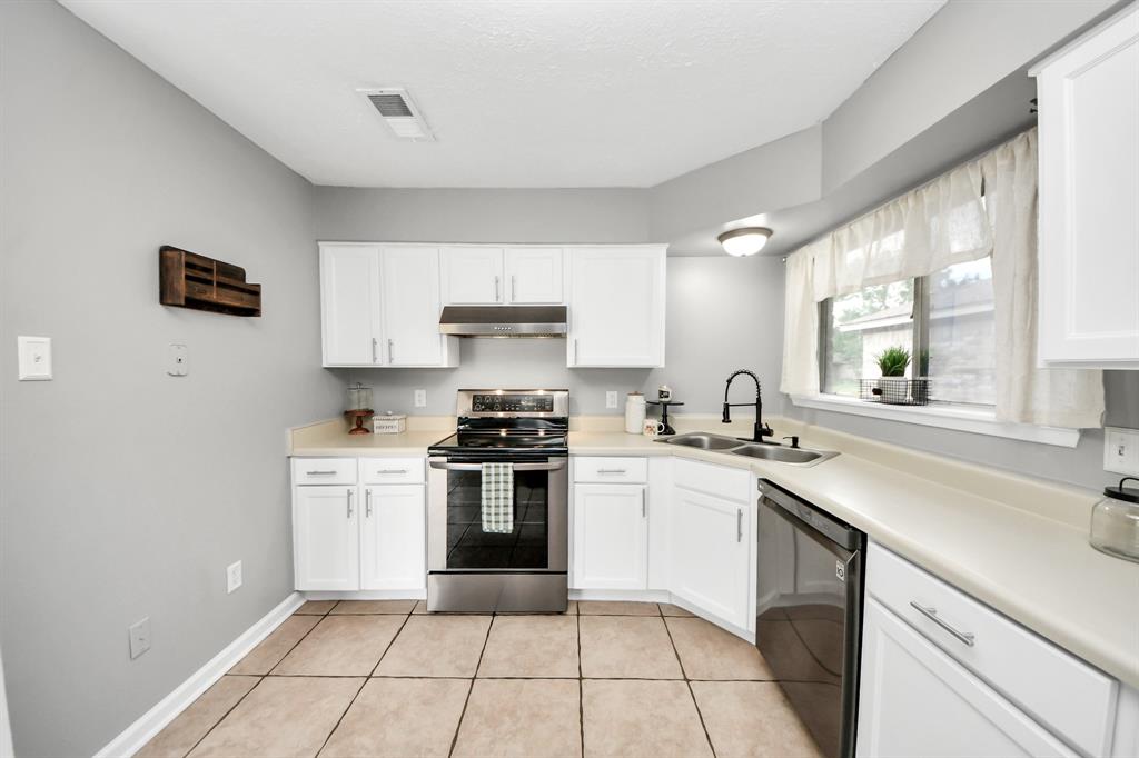 16926 Hummingbird Dr, Conroe, Texas image 26
