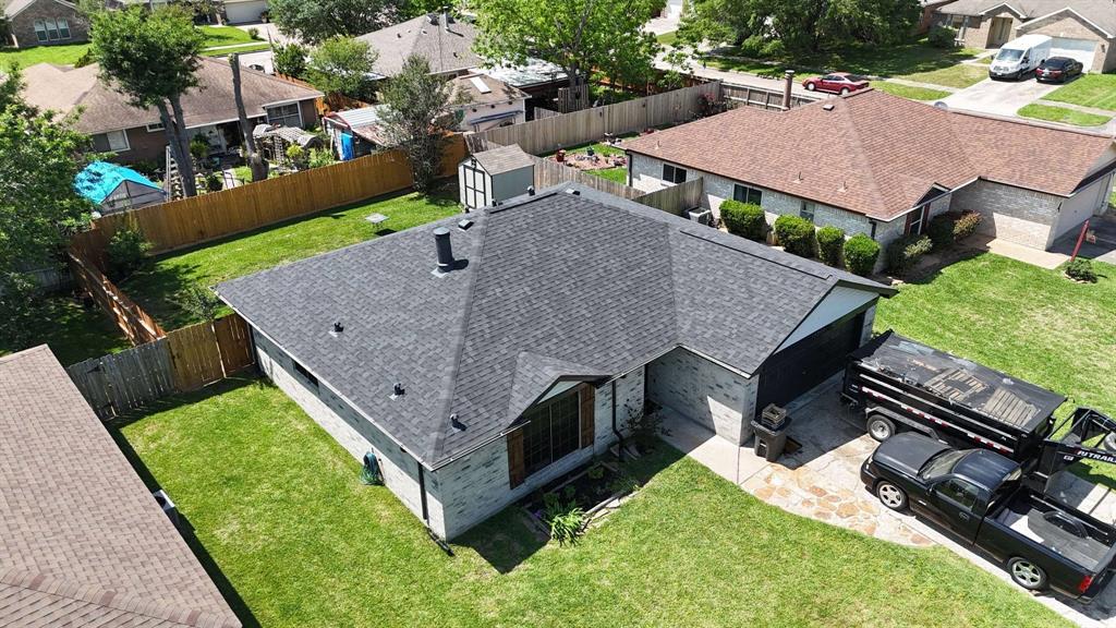 16926 Hummingbird Dr, Conroe, Texas image 12