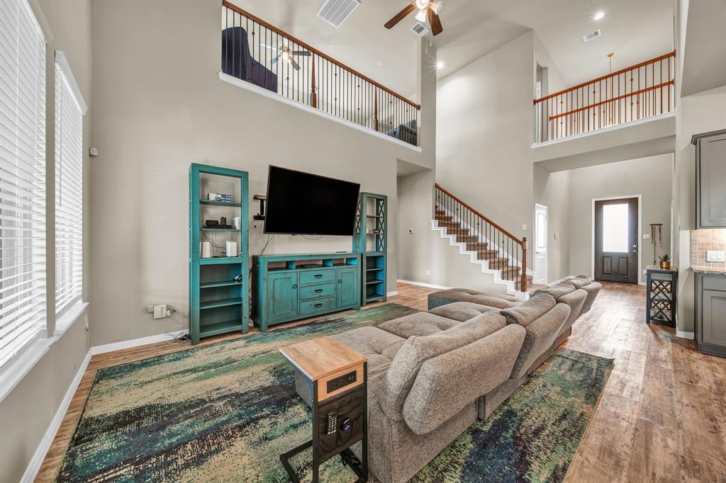 24414 Hollow Gate Meadow Court, Spring, Texas image 5