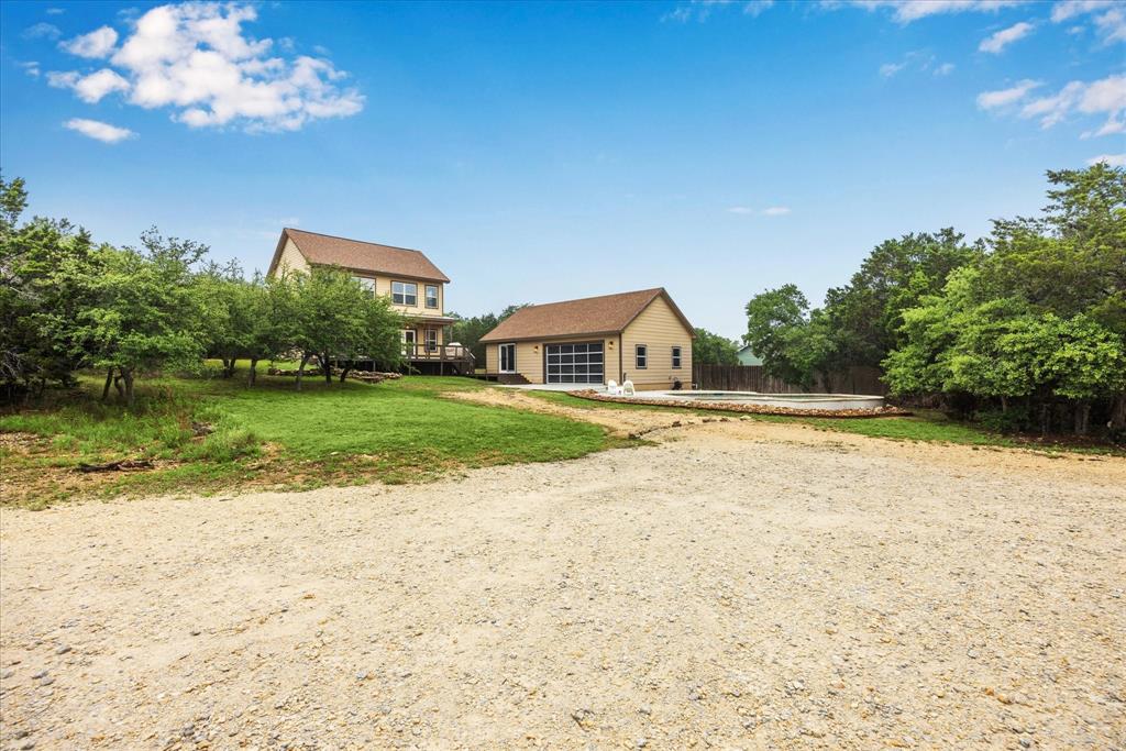 1210 Persimmon Pass, Fischer, Texas image 1