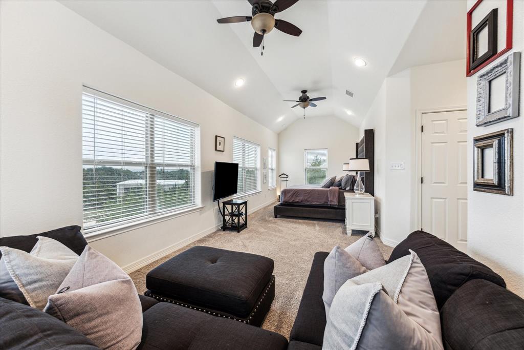 1210 Persimmon Pass, Fischer, Texas image 17
